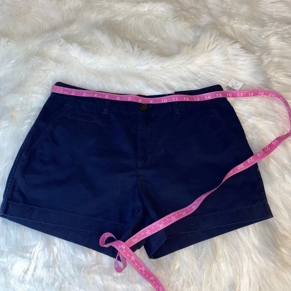 GAP new with tags size 2 R dark blue shorts